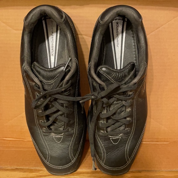 Men’s black leather golf shoes. Gently worn- in perfect condition - Picture 3 of 3